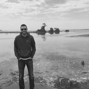 Meet your Posher, Eric